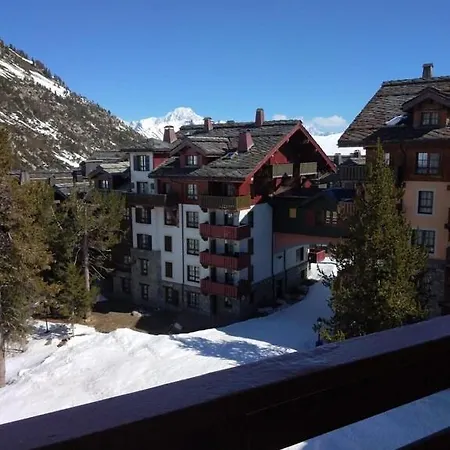 Chalet Mont Blanc - Arc 1950 - Ski-In Ski-Out, 2 Bed Duplex, Sleeps 8 Bourg-Saint-Maurice Exterior photo