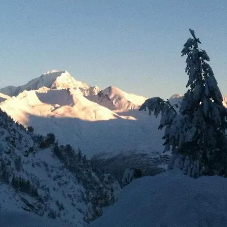 Chalet Mont Blanc - Arc 1950 - Ski-In Ski-Out, 2 Bed Duplex, Sleeps 8 Bourg-Saint-Maurice Exterior photo