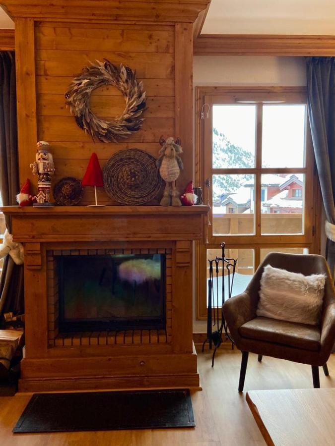 Mont Blanc - Arc 1950 - Ski-in Ski-out, 2 Bed Duplex, Sleeps 8 *
