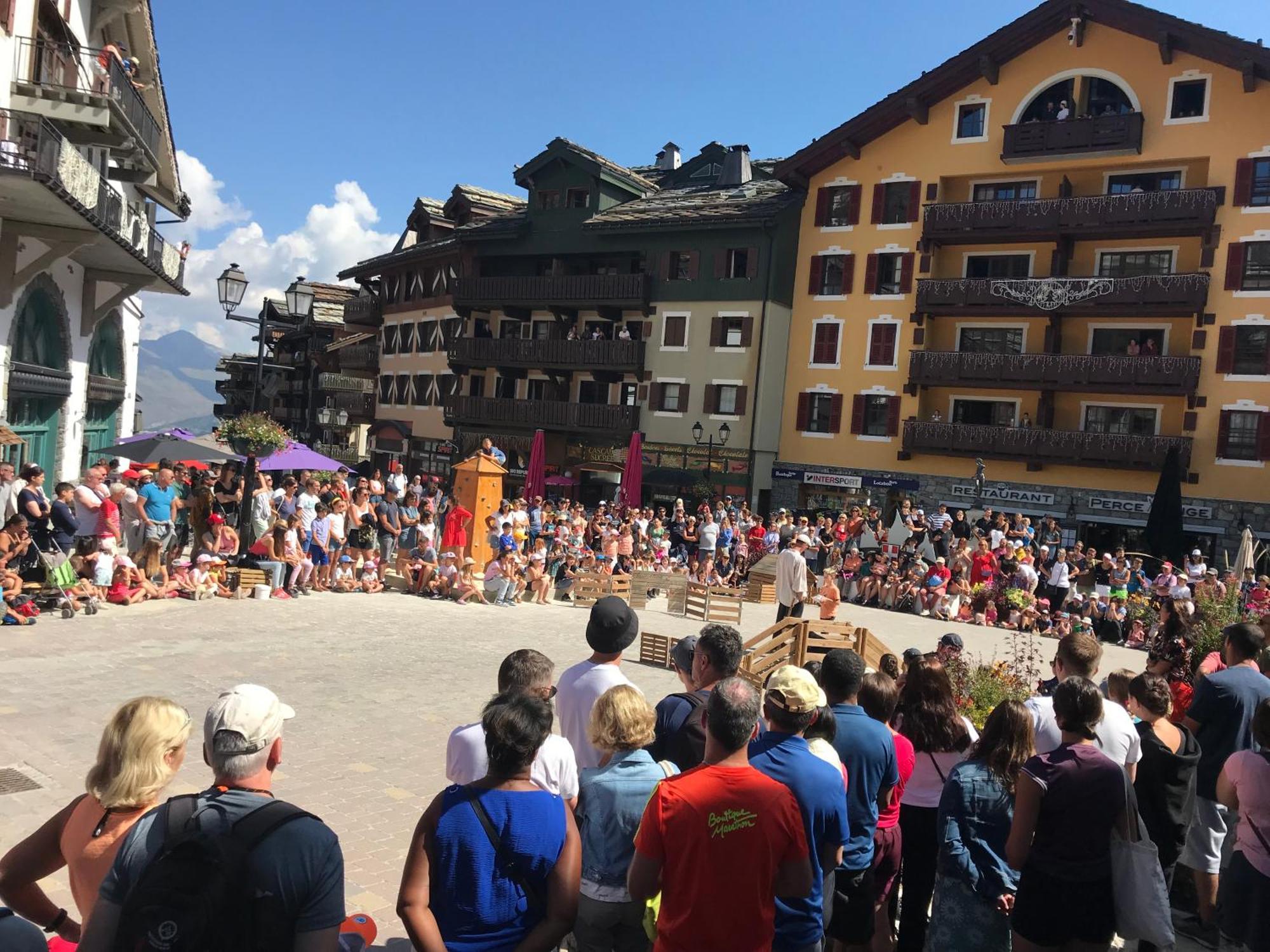 Mont Blanc - Arc 1950 - Ski-in Ski-out, 2 Bed Duplex, Sleeps 8 Apartment Bourg-Saint-Maurice